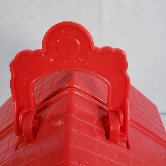 Peppa Pig House Set Toy with Mama Pig foldable Yellow and Red 12" tall - Picture 12 of 16